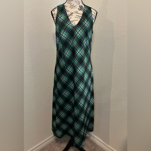 Satin Chemise Plaid Dress Size Medium (8-10) - Picture 2 of 8